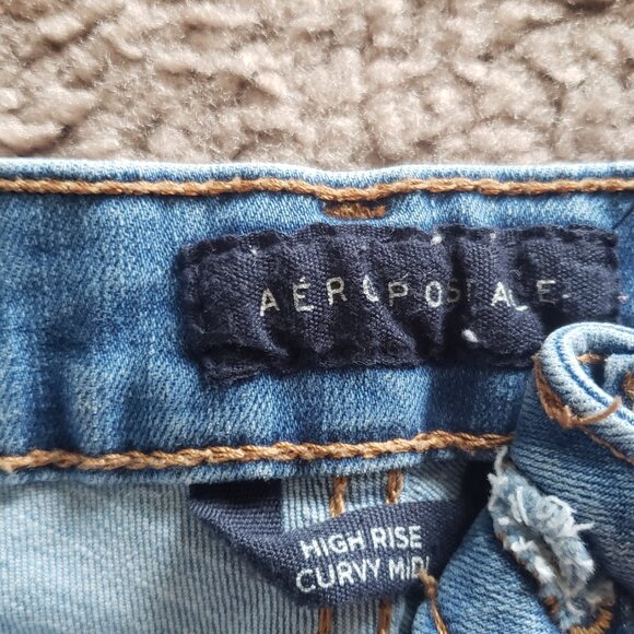 Aeropostale High Rise Curvy Jean Shorts - Picture 3 of 4
